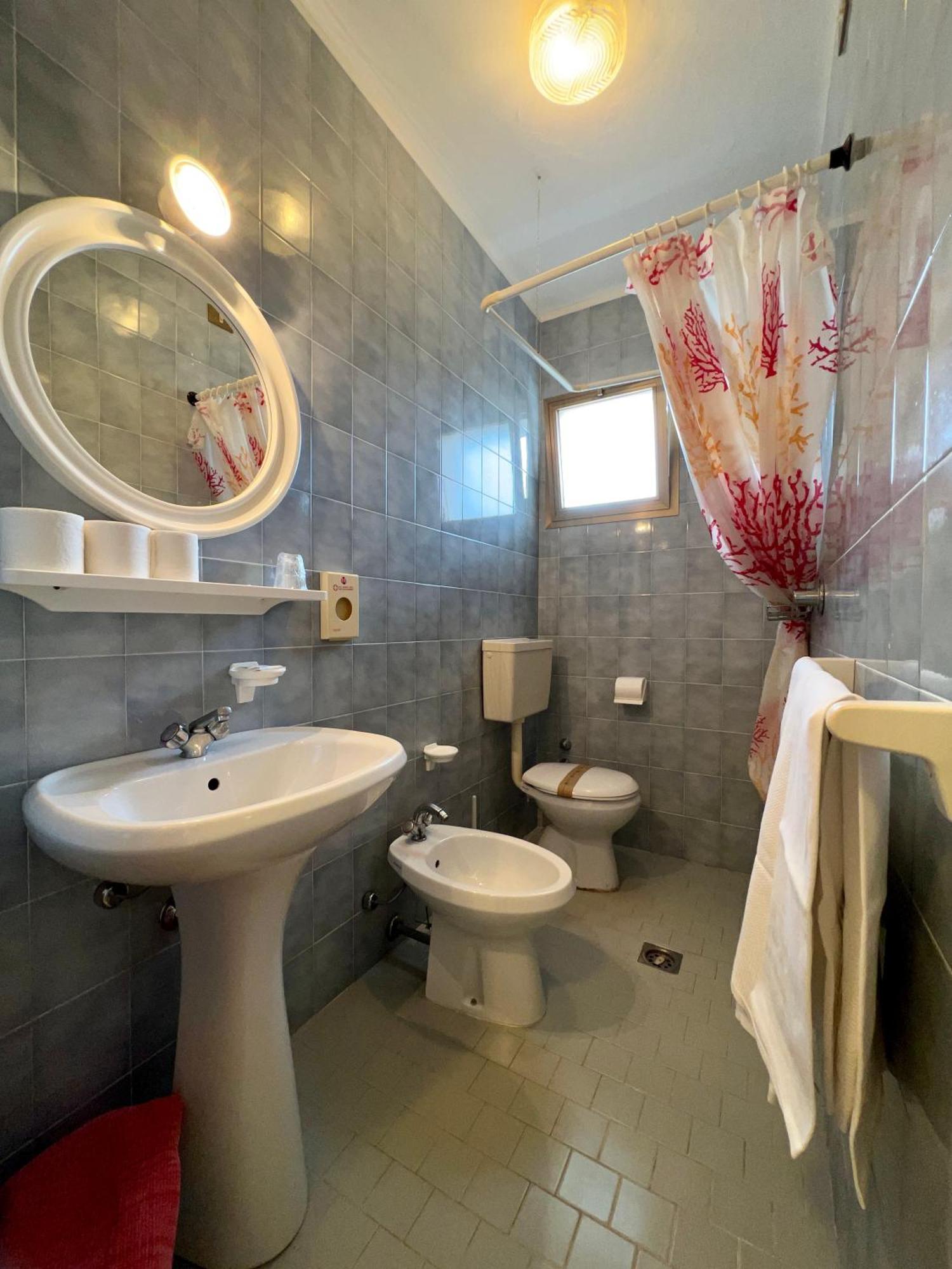 Hotel Myriam Lignano Sabbiadoro Luaran gambar