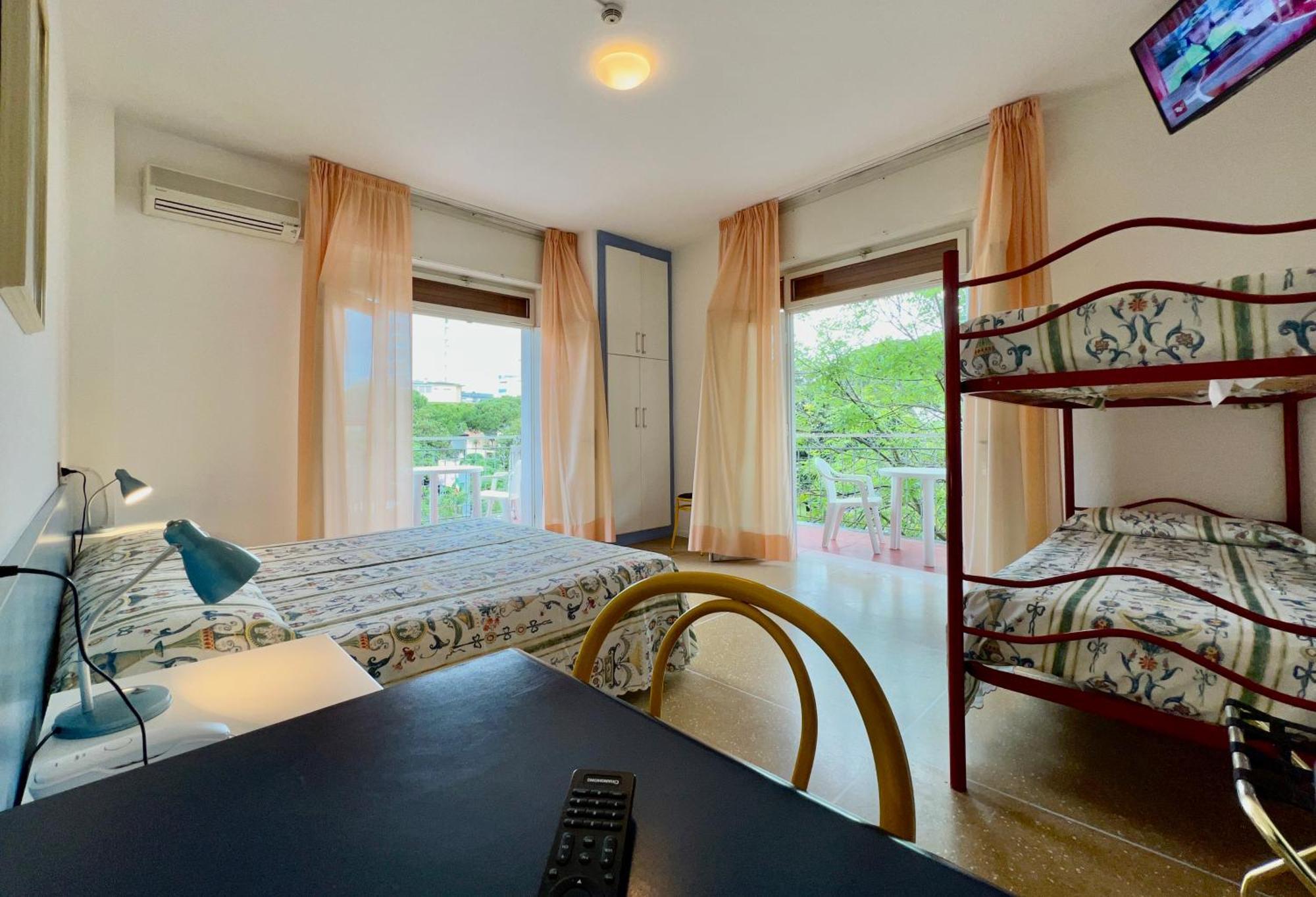 Hotel Myriam Lignano Sabbiadoro Luaran gambar