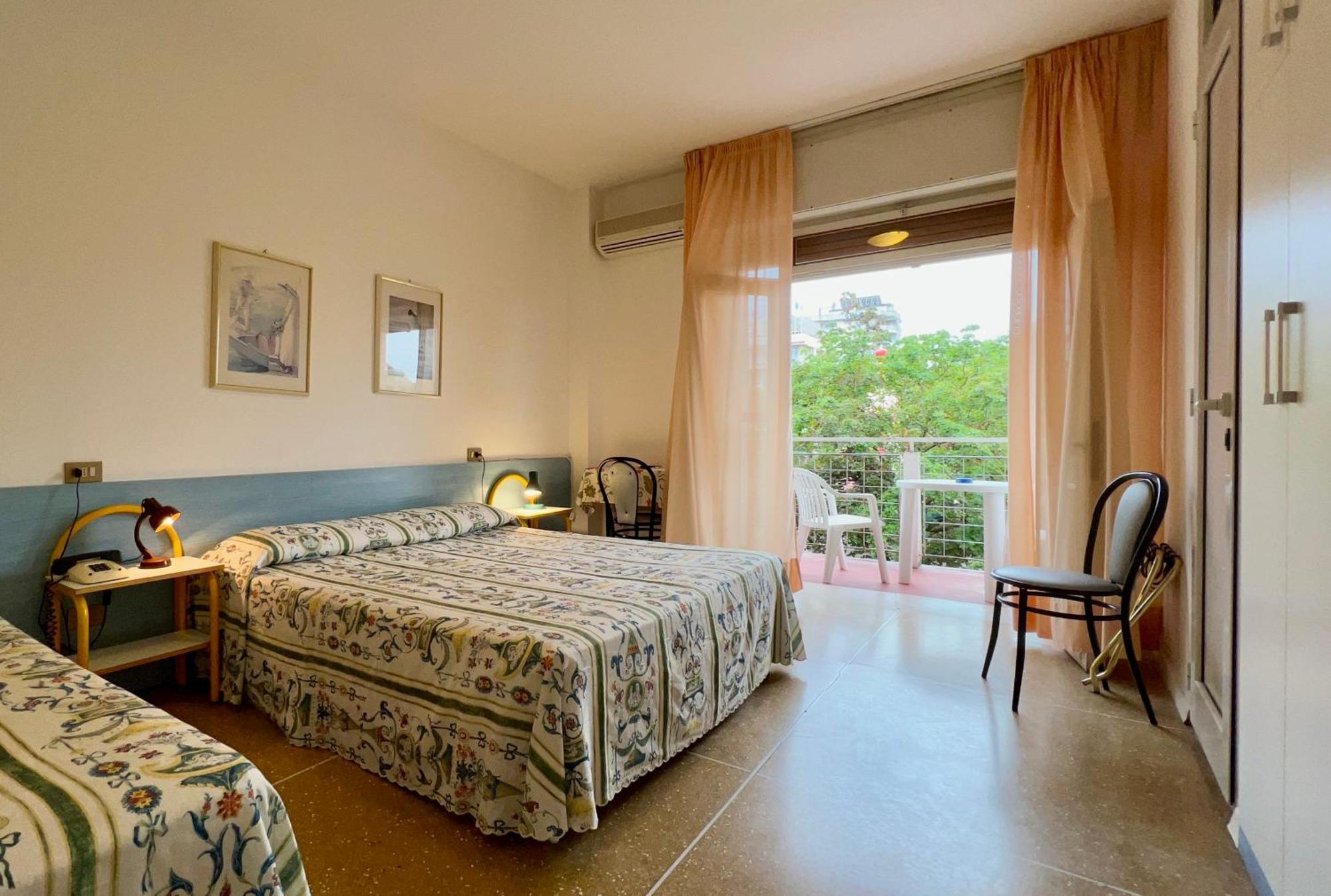 Hotel Myriam Lignano Sabbiadoro Luaran gambar