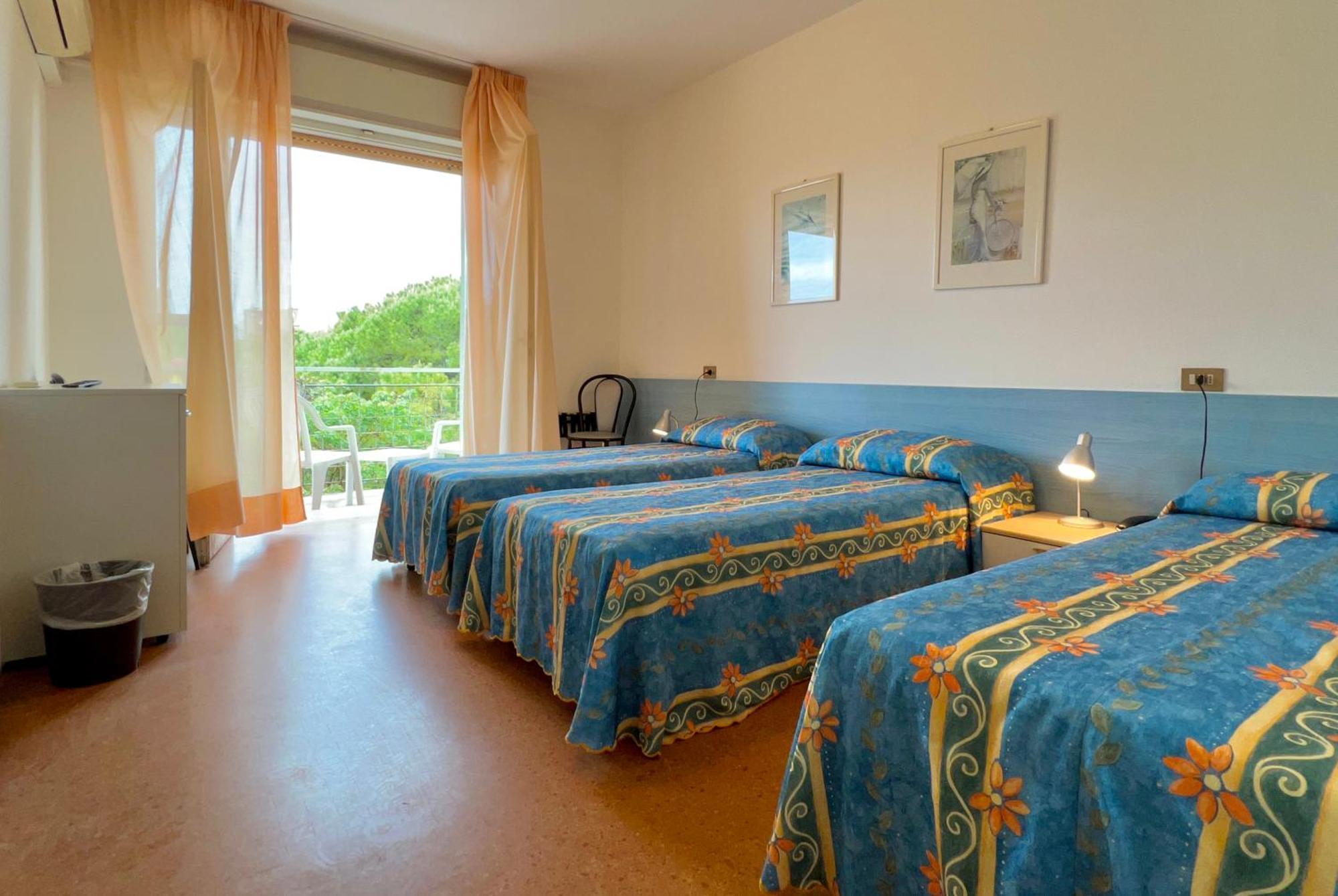 Hotel Myriam Lignano Sabbiadoro Luaran gambar