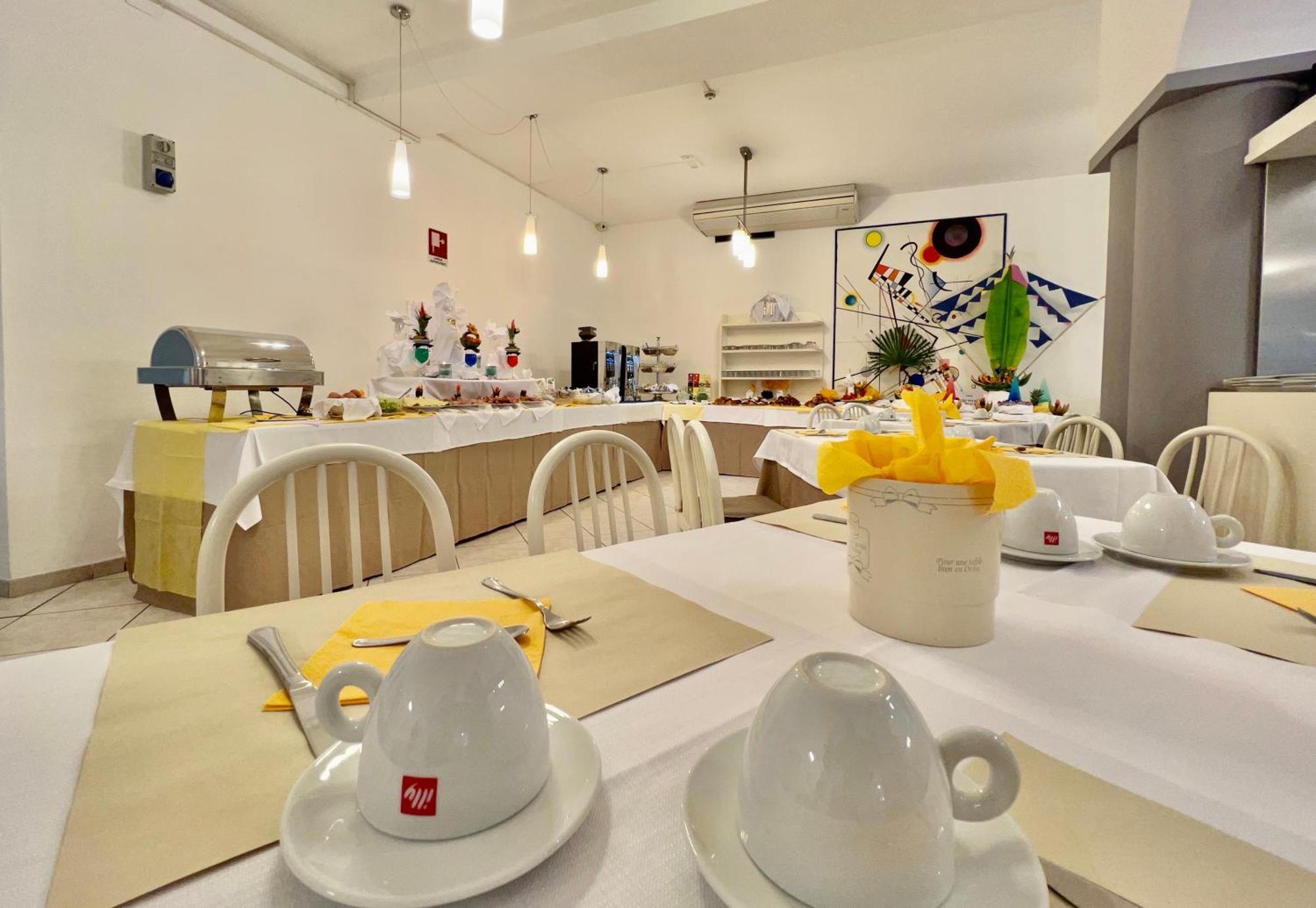 Hotel Myriam Lignano Sabbiadoro Luaran gambar