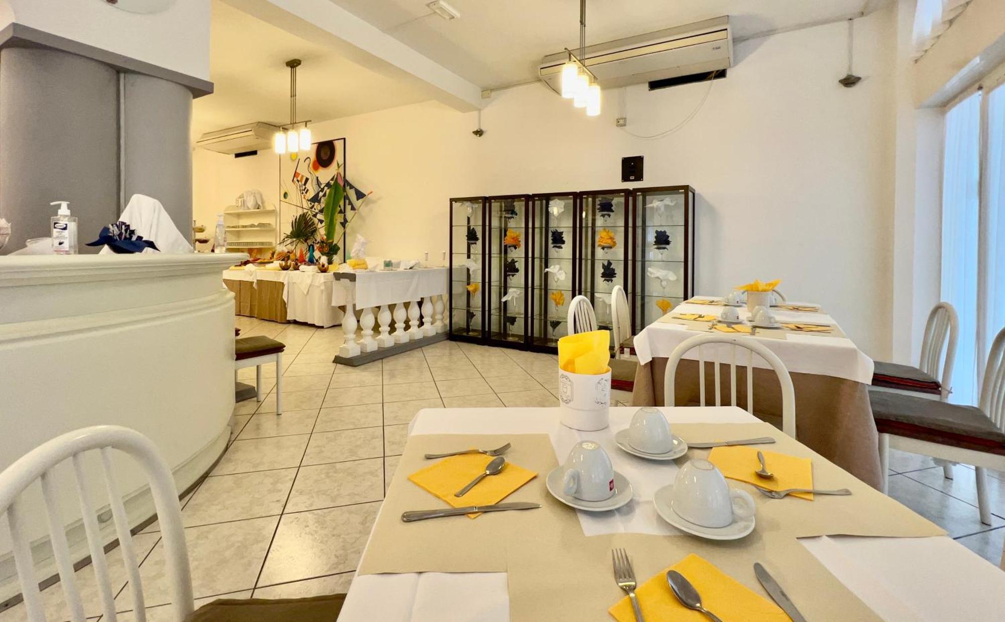Hotel Myriam Lignano Sabbiadoro Luaran gambar